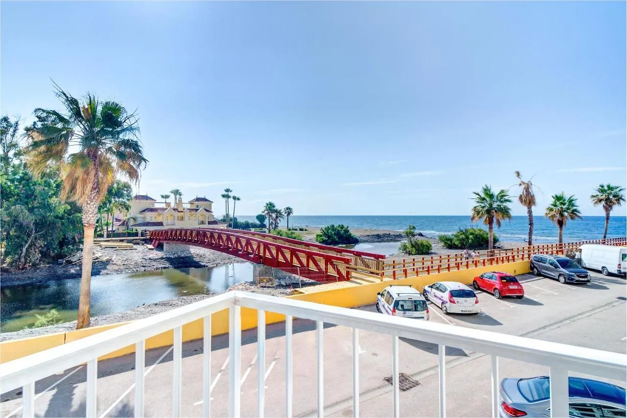 Daire Beach Front Flat With Sea Views Marbella